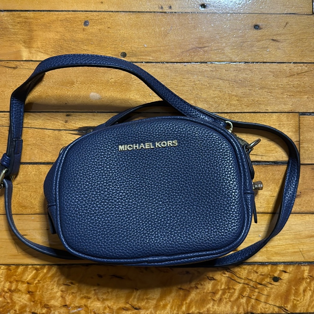 Michael Kors crossbody bag